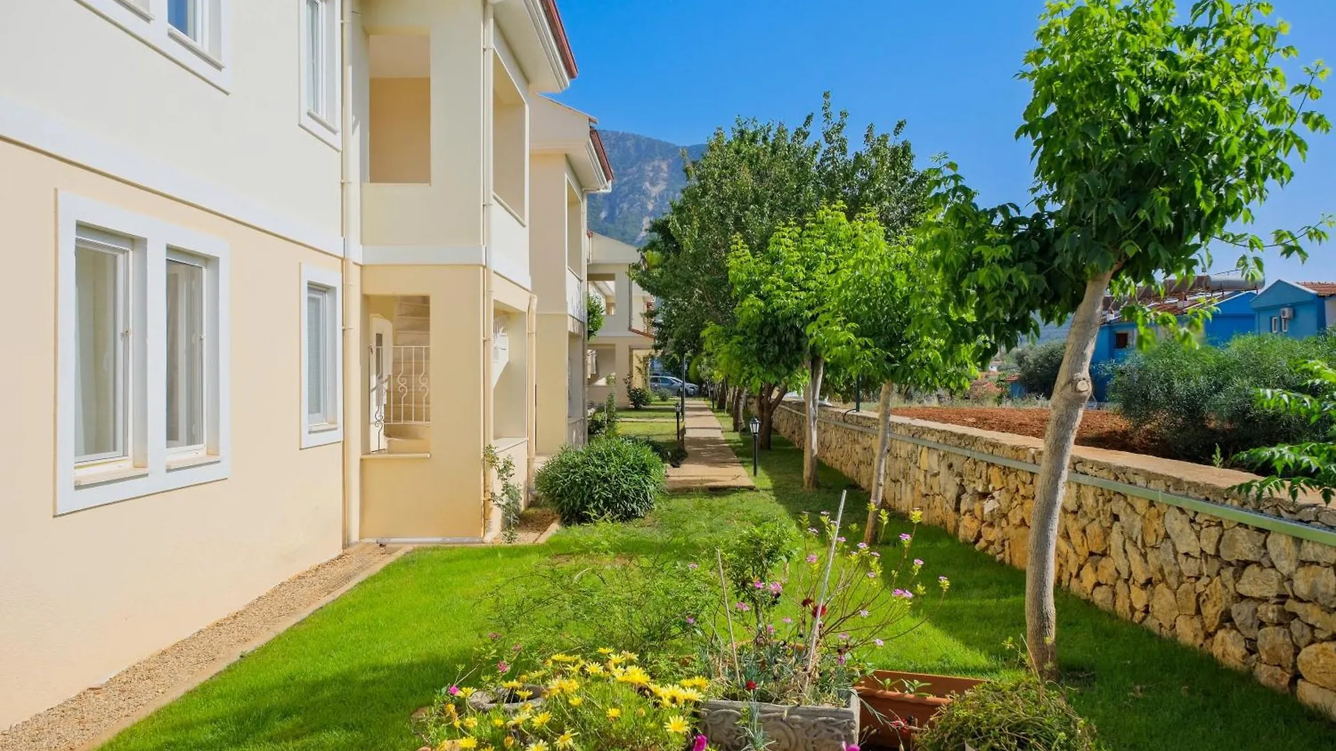 Larimar Suite Hotel Ölüdeniz 2*,